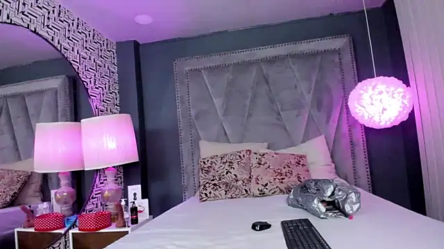 Snapshot of Hotsamantamature chatting on March 2025 07:43:02 PM Hotsamantamature online show from March 2025 07:43:02 PM