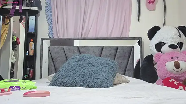 Snapshot of Hotsamantamature chatting on October 2025 02:03:02 AM Hotsamantamature online show from October 2025 02:03:02 AM