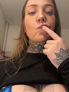 ElenaHaze online show from November 2025 08:58:01 AM