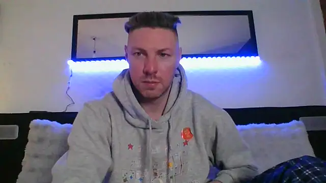 Snapshot of Fit4fun24 chatting on January 2026 11:40:01 PM Fit4fun24 online show from January 2026 11:40:01 PM