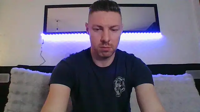 Snapshot of Fit4fun24 chatting on January 2026 10:45:01 PM Fit4fun24 online show from January 2026 10:45:01 PM