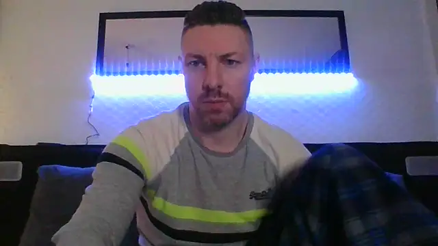 Snapshot of Fit4fun24 chatting on February 2026 10:47:01 PM Fit4fun24 online show from February 2026 10:47:01 PM
