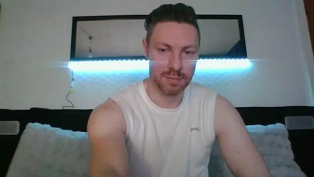 Snapshot of Fit4fun24 chatting on February 2026 06:06:02 PM Fit4fun24 online show from February 2026 06:06:02 PM