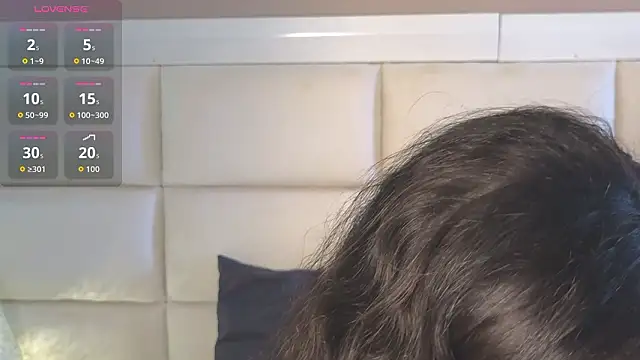 adaraSmiith online show from March 2026 09:21:01 PM