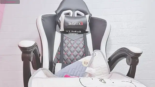 JessicaKale online show from March 2025 07:41:01 AM