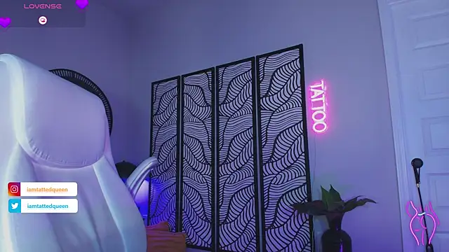 Snapshot of Tatted_Queen chatting on October 2025 06:49:02 PM Tatted Queen online show from October 2025 06:49:02 PM