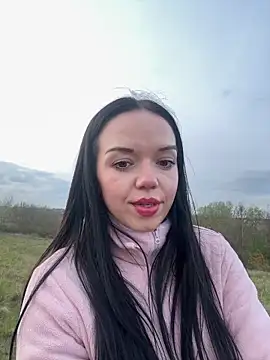 Snapshot of Vanesskaa chatting on April 2026 05:54:02 PM Vanesskaa online show from April 2026 05:54:02 PM