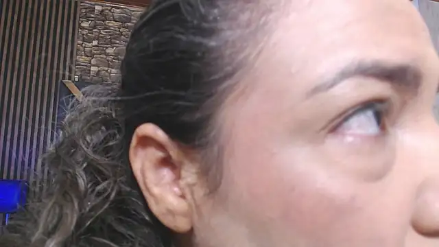 Snapshot of marie_hss chatting on December 2025 08:49:02 PM marie hss online show from December 2025 08:49:02 PM