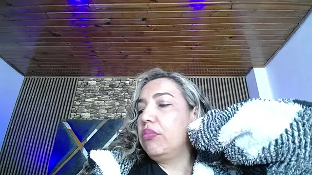 Snapshot of marie_hss chatting on January 2026 08:40:02 AM marie hss online show from January 2026 08:40:02 AM