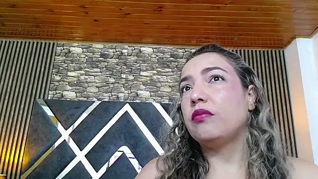 Snapshot of marie_hss chatting on February 2026 05:47:02 PM marie hss online show from February 2026 05:47:02 PM