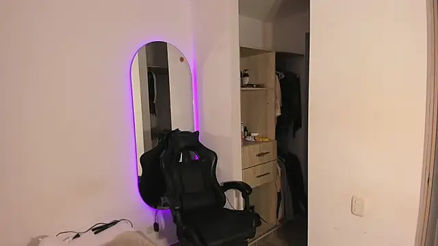 rose scottt online show from April 2026 11:16:02 PM