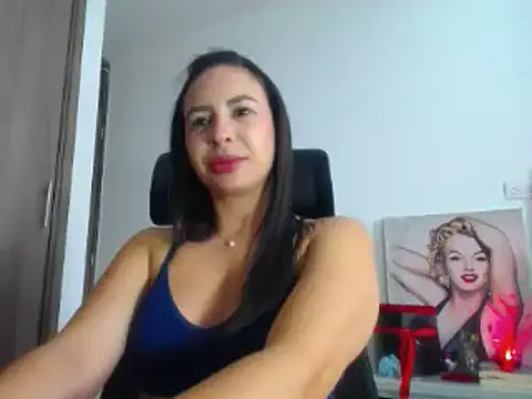 Snapshot of Shantalhotx69 chatting on February 2025 03:31:02 PM Shantalhotx69 online show from February 2025 03:31:02 PM