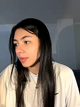 Snapshot of Liissa_cute_ chatting on November 2025 05:24:02 PM Liissa cute online show from November 2025 05:24:02 PM