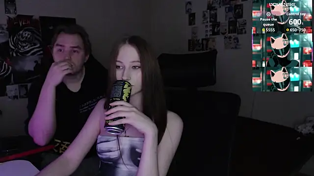 Snapshot of camcoupbang chatting on October 2025 10:19:01 PM camcoupbang online show from October 2025 10:19:01 PM