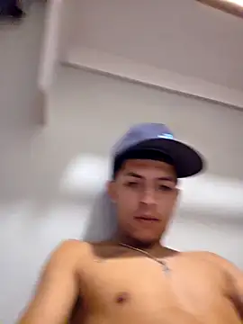 Snapshot of Yoko0381 chatting on September 2025 09:48:02 PM Yoko0381 online show from September 2025 09:48:02 PM