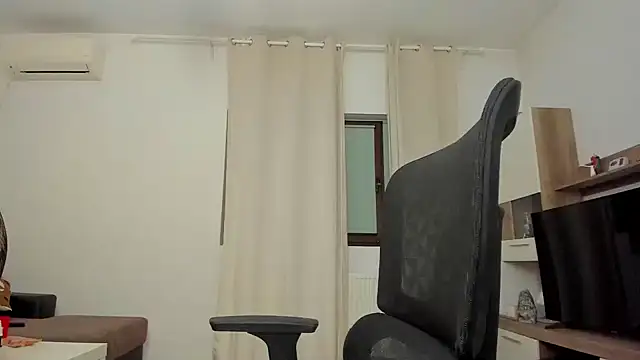 Snapshot of justchloex chatting on September 2025 03:33:02 AM justchloex online show from September 2025 03:33:02 AM