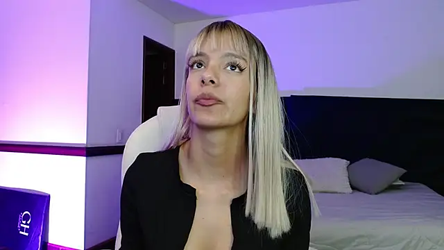 peyton golden1 online show from February 2026 03:33:01 AM