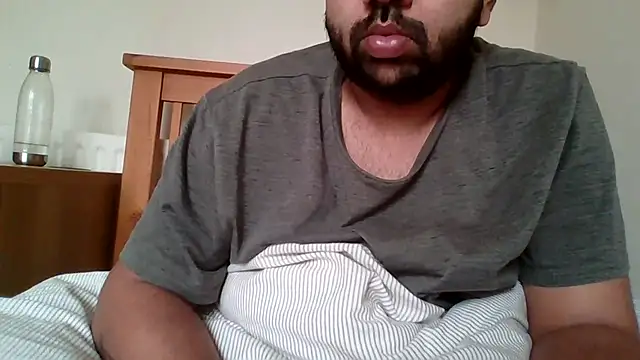 whoreboi98 online show from April 2026 10:18:02 AM