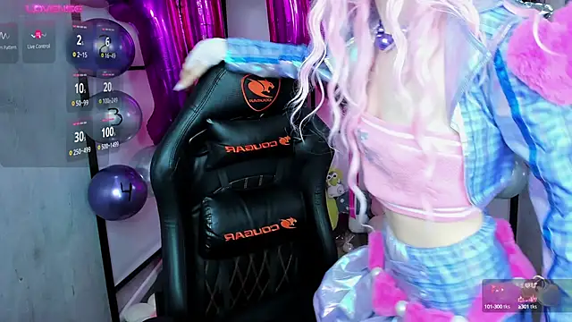 LilithLin online show from January 2025 10:01:01 PM