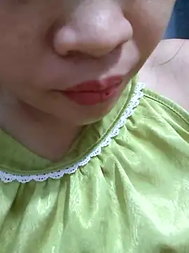 Snapshot of _Mira_69_ chatting on June 2026 07:44:01 AM Mira 69 online show from June 2026 07:44:01 AM