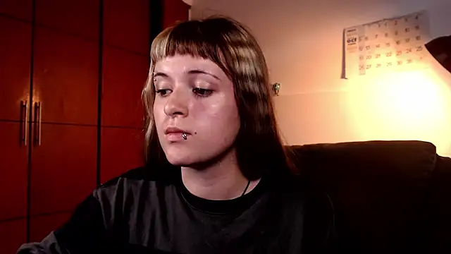 NEXT DOOR GIRL  online show from October 2025 10:23:02 PM