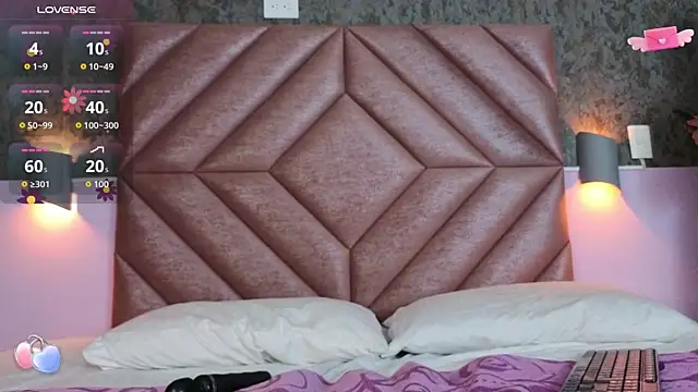 Snapshot of samarha_xue chatting on December 2025 11:26:02 AM samarha xue online show from December 2025 11:26:02 AM