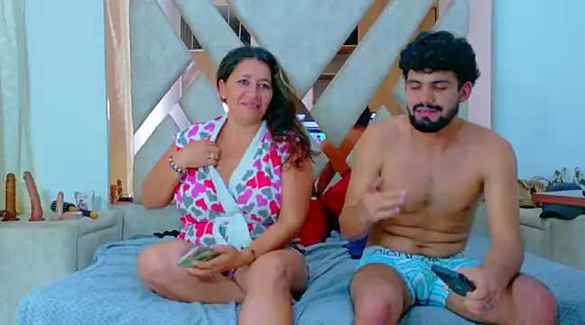 LeidyJones online show from March 2025 10:00:02 PM