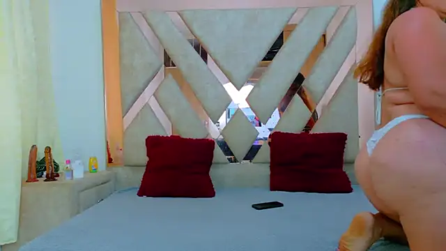 LeidyJones online show from March 2025 06:37:02 PM