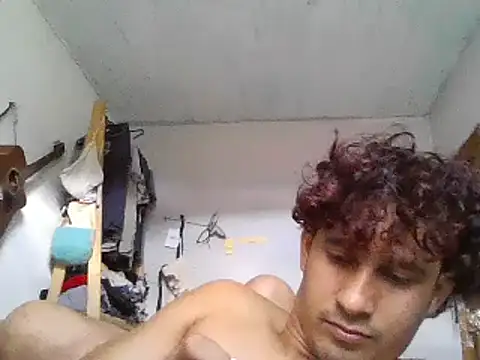 pedrodavid  online show from February 2025 06:04:01 PM