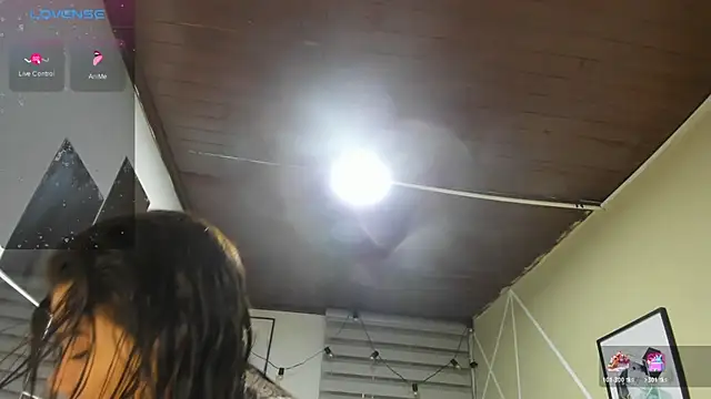 Enma  clark online show from March 2026 04:18:02 AM