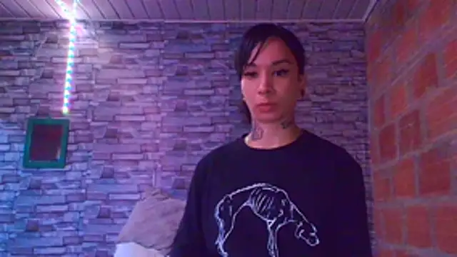 Snapshot of Lady_Godss chatting on October 2025 11:18:02 PM Lady Godss online show from October 2025 11:18:02 PM