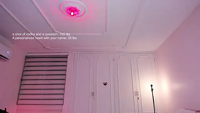 Snapshot of SweetJennaa chatting on February 2025 08:27:02 AM SweetJennaa online show from February 2025 08:27:02 AM