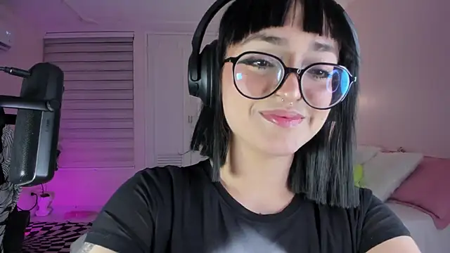 Snapshot of SweetJennaa chatting on March 2025 07:26:01 AM SweetJennaa online show from March 2025 07:26:01 AM