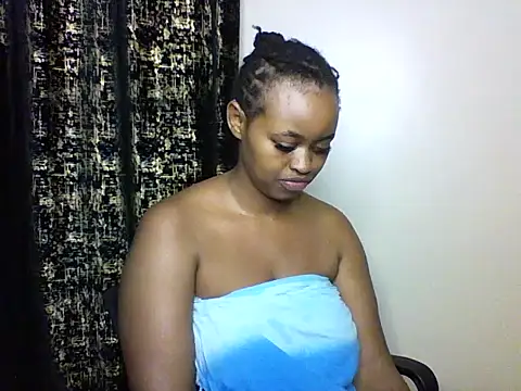 Snapshot of Candii_wet_ chatting on September 2025 11:19:02 PM Candii wet  online show from September 2025 11:19:02 PM