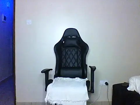 Snapshot of Candii_wet_ chatting on October 2025 07:44:01 PM Candii wet  online show from October 2025 07:44:01 PM