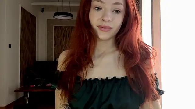 MiaRouge online show from March 2026 07:12:01 AM