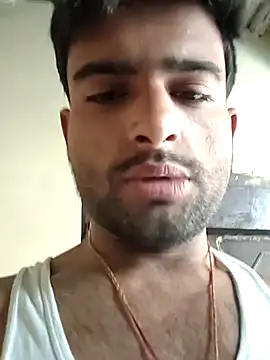 PRIYANHUxh online show from April 2026 06:03:02 AM