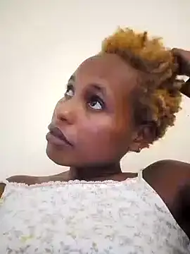 Snapshot of Candykitten chatting on February 2025 12:25:02 PM Candykitten online show from February 2025 12:25:02 PM