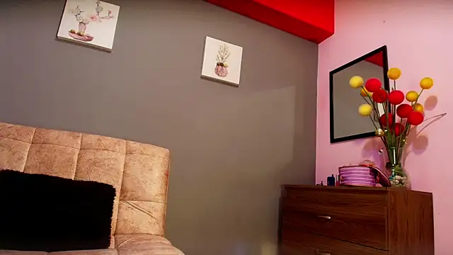 jade brunnette online show from September 2025 08:12:02 PM