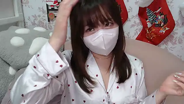 Snapshot of mei_hosina chatting on December 2025 03:50:01 PM mei hosina online show from December 2025 03:50:01 PM