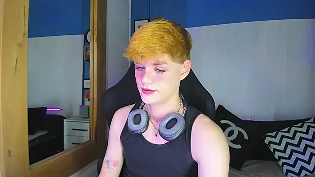 Snapshot of VladHellsing4 chatting on October 2025 02:28:02 PM VladHellsing4 online show from October 2025 02:28:02 PM