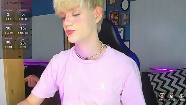 Snapshot of VladHellsing4 chatting on November 2025 02:38:01 PM VladHellsing4 online show from November 2025 02:38:01 PM