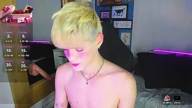 Snapshot of VladHellsing4 chatting on December 2025 02:21:01 PM VladHellsing4 online show from December 2025 02:21:01 PM