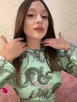 Snapshot of Kimsweet7 chatting on November 2025 05:53:01 PM Kimsweet7 online show from November 2025 05:53:01 PM