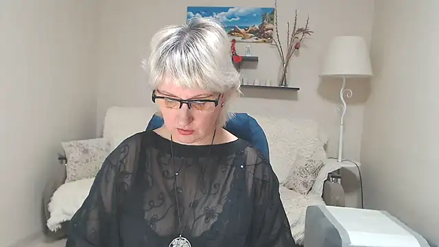 FleurMays online show from February 2025 11:42:02 AM