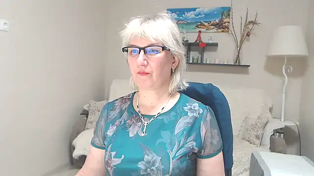 FleurMays online show from February 2025 12:17:02 PM