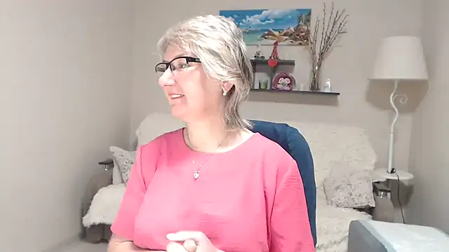 FleurMays online show from January 2026 05:56:01 AM