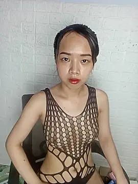 Snapshot of Baby2903 chatting on February 2025 12:58:02 AM Baby2903 online show from February 2025 12:58:02 AM