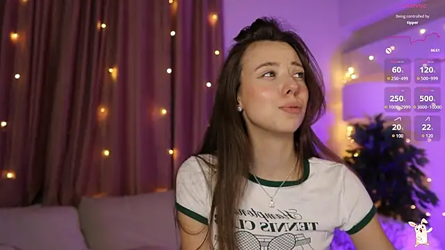 Snapshot of Goldy_Grace_ chatting on January 2025 02:47:01 PM Goldy Grace online show from January 2025 02:47:01 PM