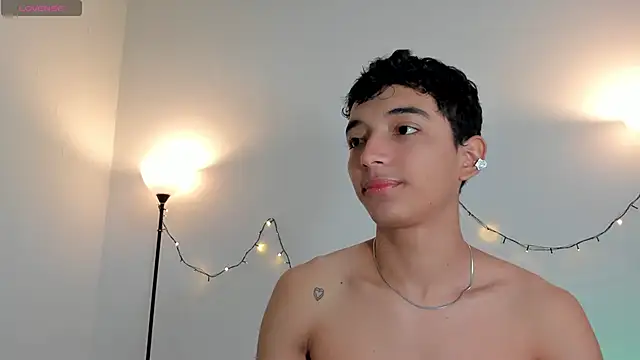 Snapshot of mike_tylor01 chatting on March 2025 12:56:01 PM mike tylor01 online show from March 2025 12:56:01 PM